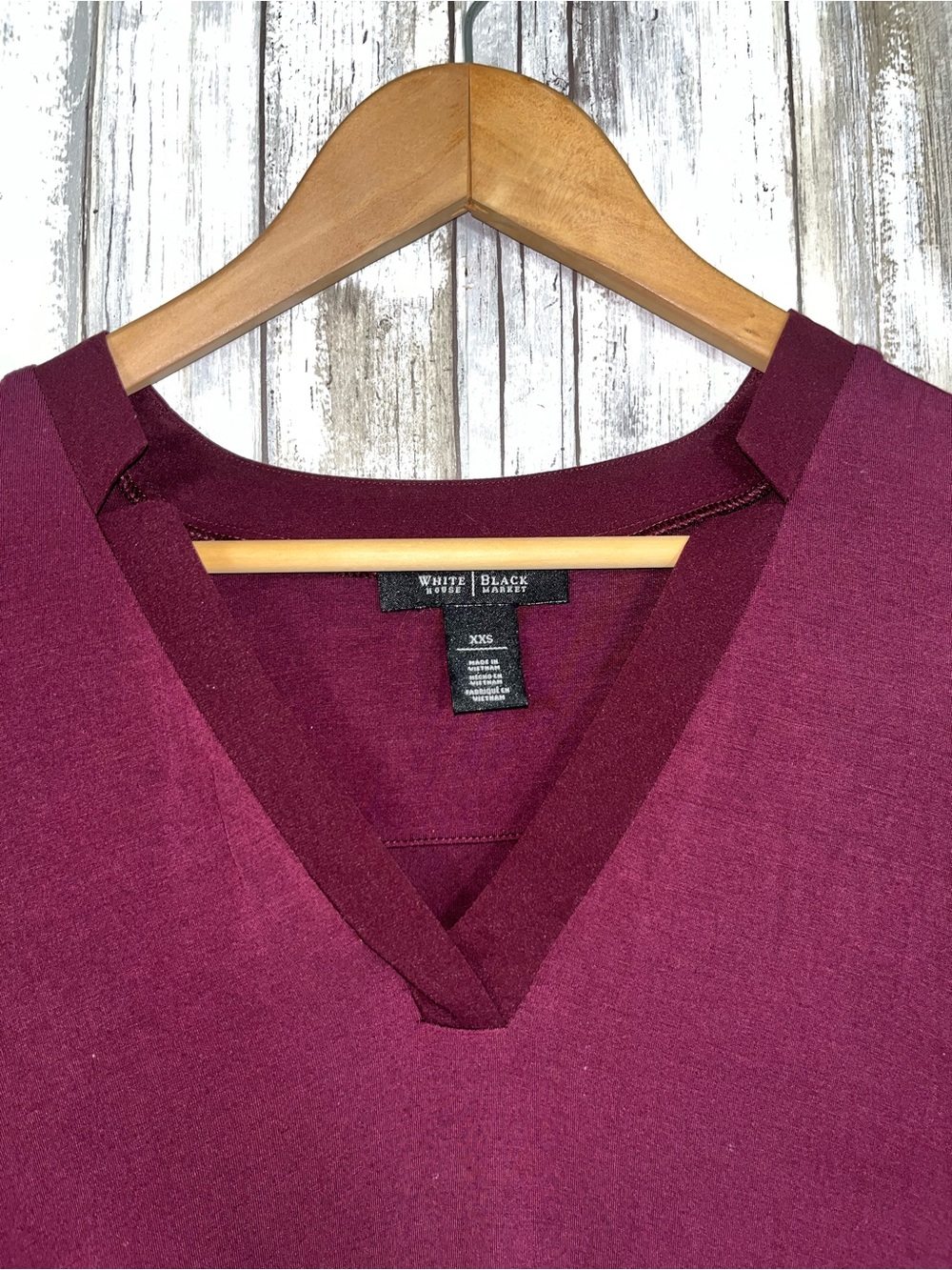 White House Black Market Burgundy V Neck Top XXS Asymmetrical Hem Stretch Blouse - Picture 2 of 6